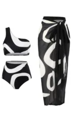 Look estival avec maillot tribal