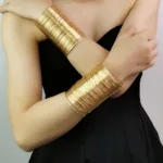 Bijou africain en manchette, design royal et unique
