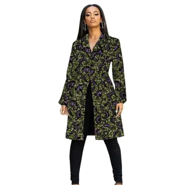 Manteau d’inspiration africaine pour femme moderne