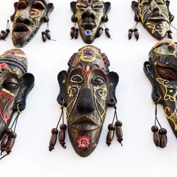 Masque Africain artisanal fait main