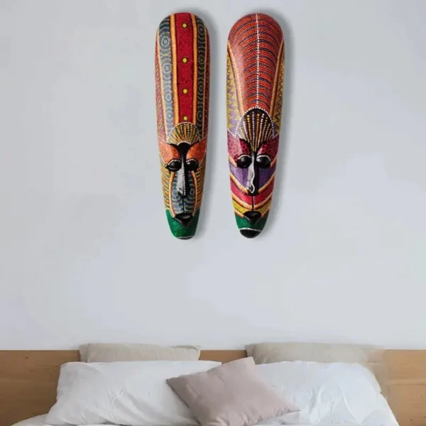 Masque africain en bois, design artistique unique