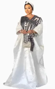 Boubou Bazin Femme élégant en tissu africain traditionnel