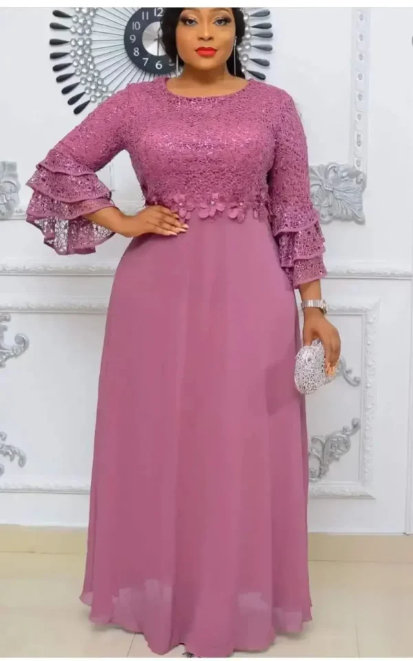 Style africain robe avec manches trois quarts
