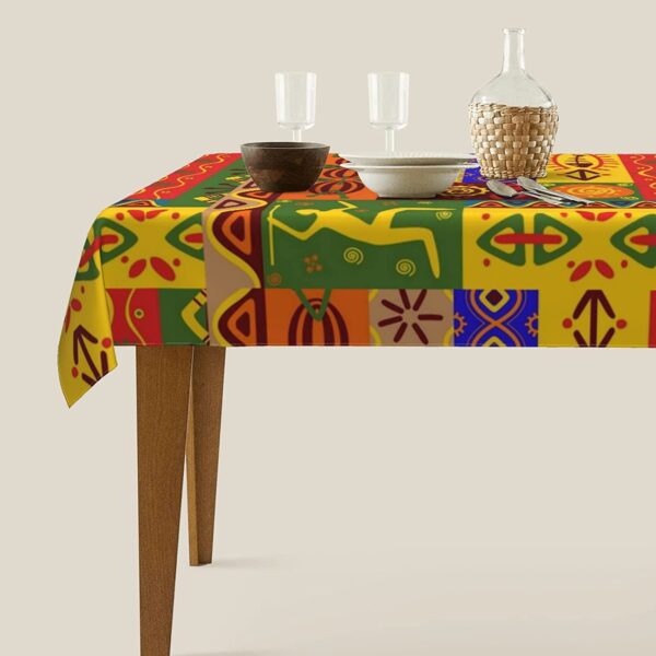 Nappe africaine avec motifs traditionnels pour le repas