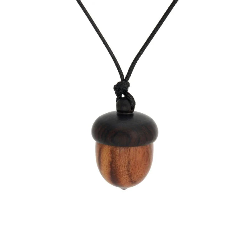 Pendentif en bois, design africain unique