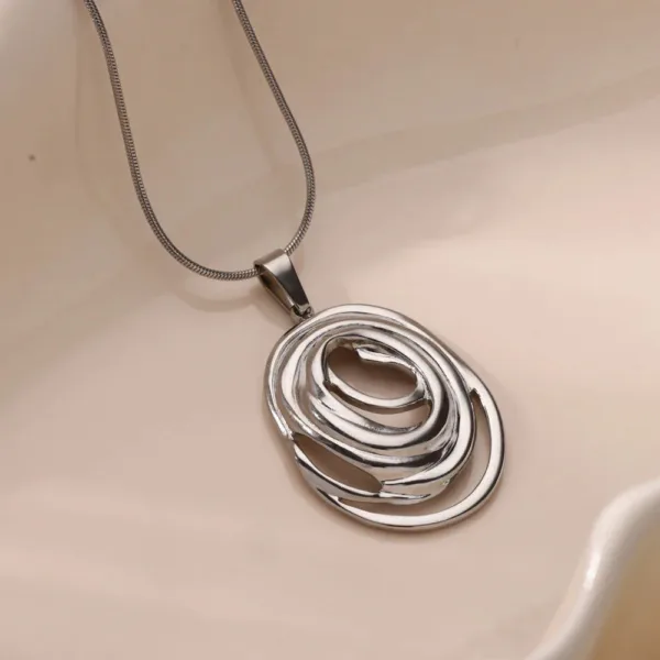 Pendentif en Or représentant le continent africain