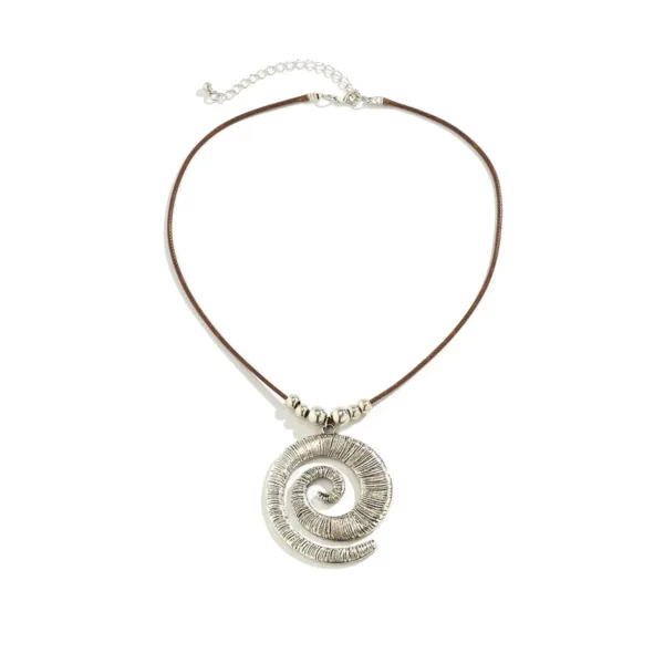 Bijou africain stylisé, motif spirale élégant pour moderne