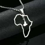 Bijoux artisanaux africains, pendentif carte en or