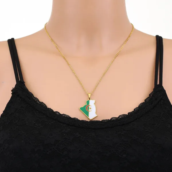 Bijou pendentif représentant l'Algérie