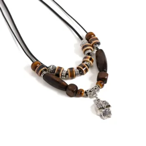 Accessoire tribal en forme de tête de mort