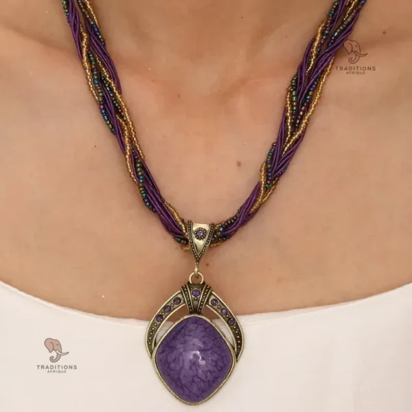 Accessoire vintage inspiré des cultures africaines