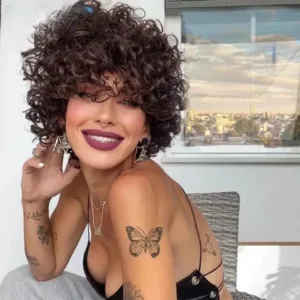 Perruque Afro pour un look tendance et naturel