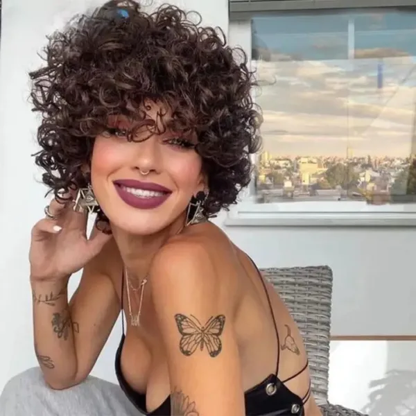 Perruque Afro pour un look tendance et naturel