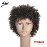Coiffure afro volume court, pratique et séduisante