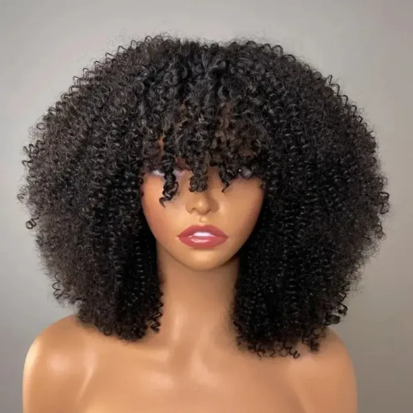 Perruque Afro style naturel pour un look moderne