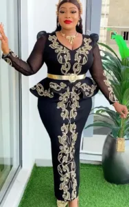 Tenue traditionnelle africaine pour femme
