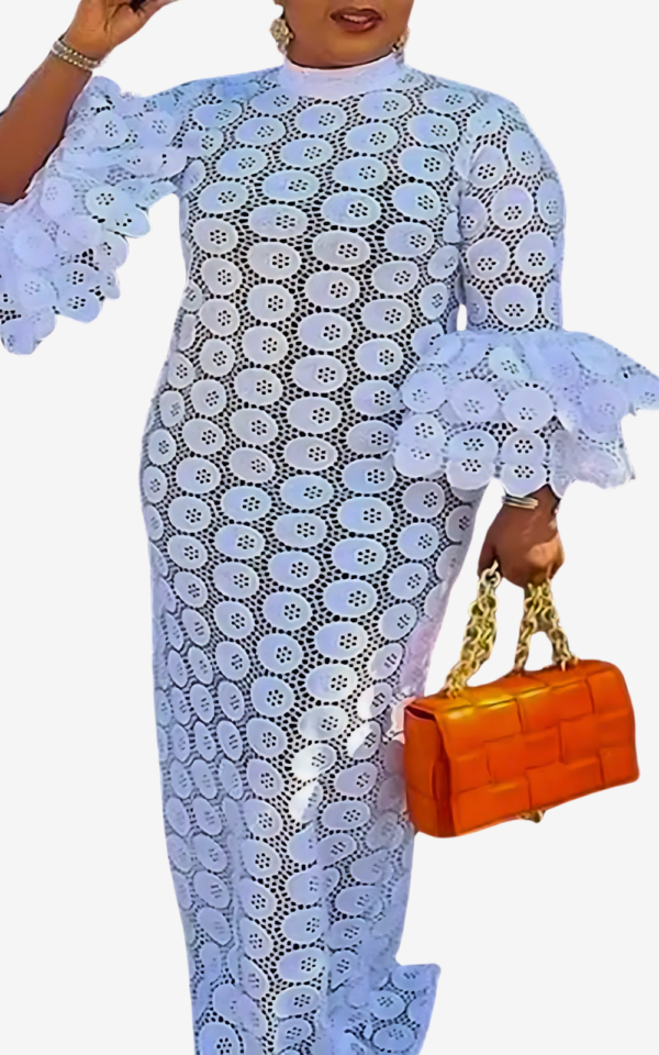 robe-africaine-en-dentelle-blanche-1 Robe africaine en dentelle blanche pour femme