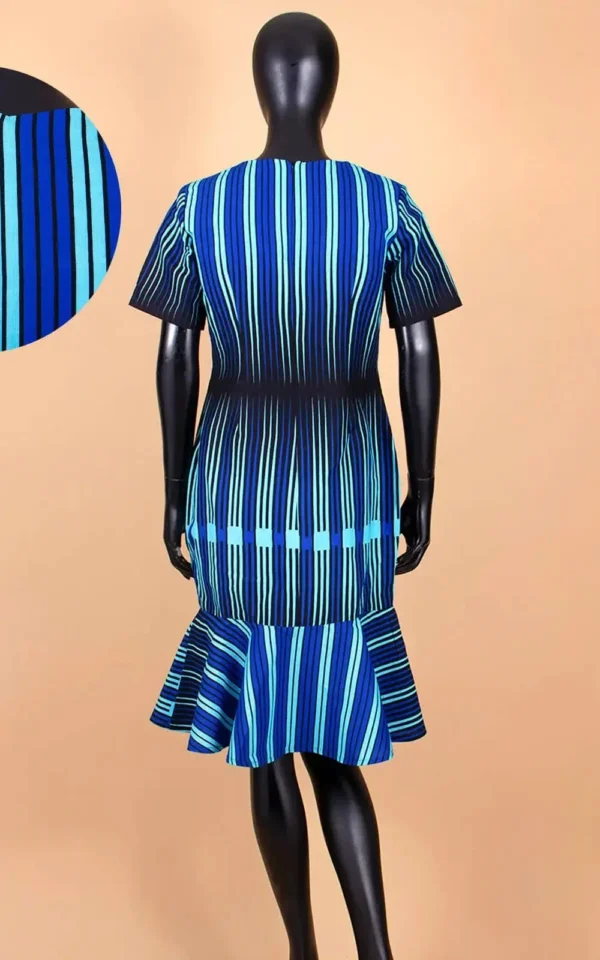 Robe femme avec motif africain vibrant