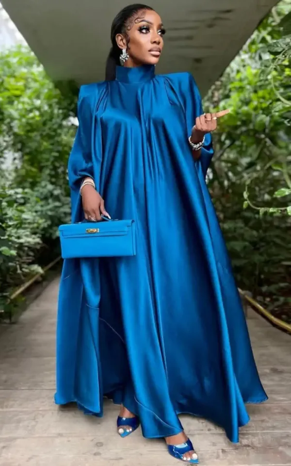 Mode africaine : robe femme unie