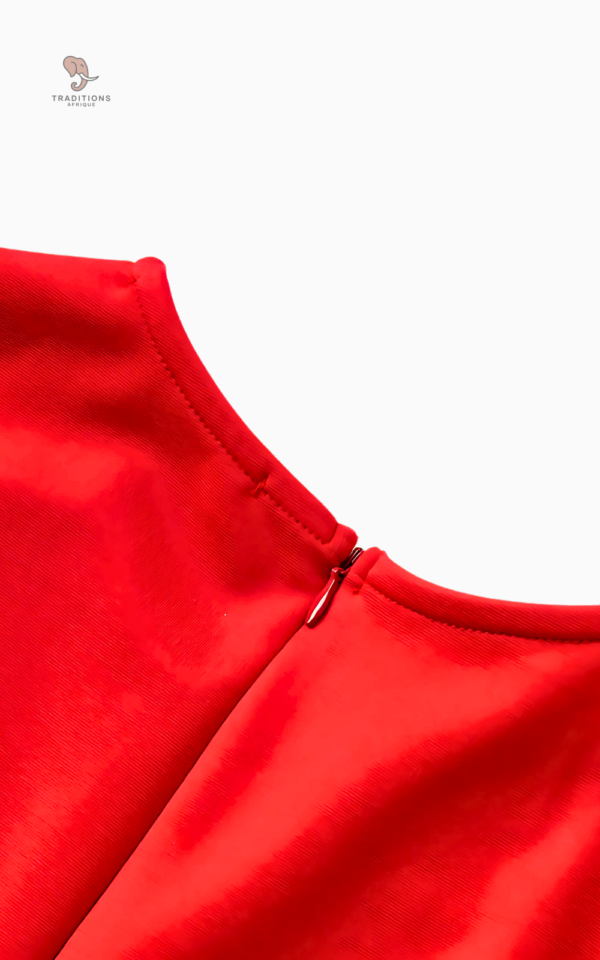 Robe Élégante en Rouge avec Manches Évasées pour Femmes