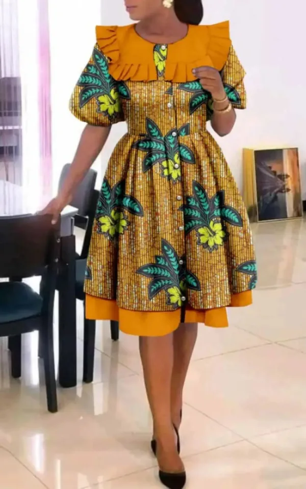 Robe africaine avec imprimés culturels
