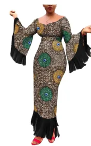 Robe longiligne avec motifs ethniques