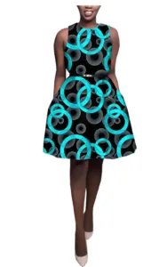 Vêtement tendance avec motifs traditionnels africains