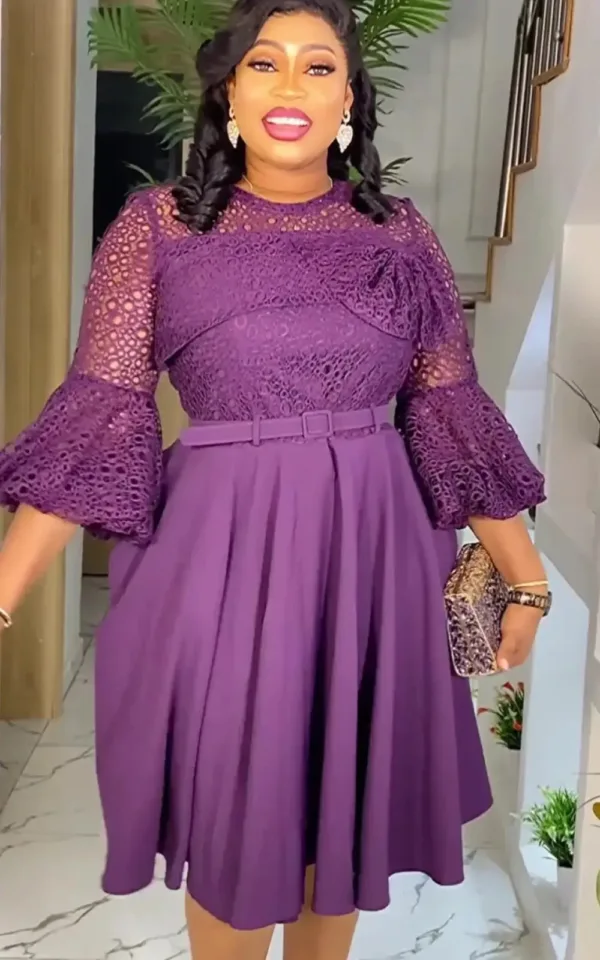 Robe de Soirée Chic avec Détails Africains
