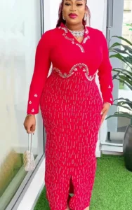 Vêtement africain femme chic pour célébrations spéciales