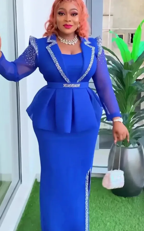 Robe colorée pour occasions spéciales