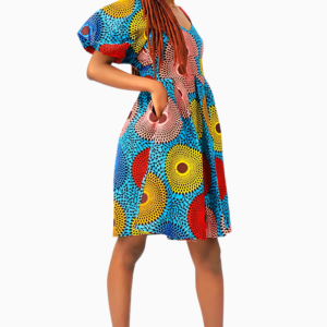 Robe africaine colorée avec motifs traditionnels