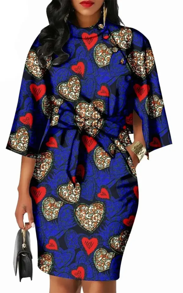 Modèle de robe féminine avec motifs culturels