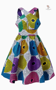 Robe africaine colorée avec motifs traditionnels élégants
