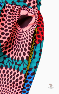 Veste robe femme inspirée de motifs africains traditionnels