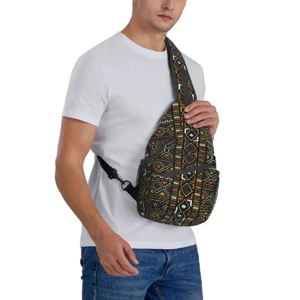 Sac bandoulière africain, design traditionnel vibrant