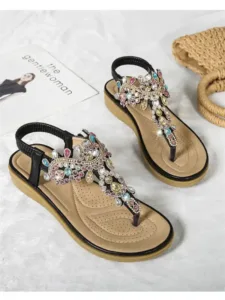 Sandale africaine beige, idéale pour les sorties décontractées