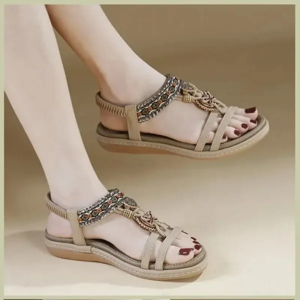 Chaussures d'été inspirées de l'art africain
