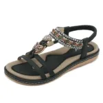 Sandales artisanales avec motifs ethniques