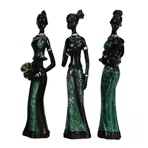 Détails d'une statuette représentant la culture africaine