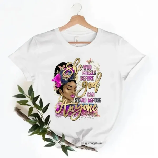 Vêtement féminin, T-Shirt Black Queen avec design distinct
