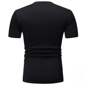 Design traditionnel Kenté sur t-shirt