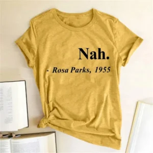 Modèle de t-shirt Africain pour femmes
