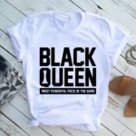 Vêtement féminin avec motif afro