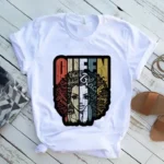 T shirt coloré avec motifs traditionnels