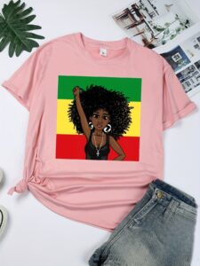 T-shirt noir pour femmes inspiré de l'Afrique