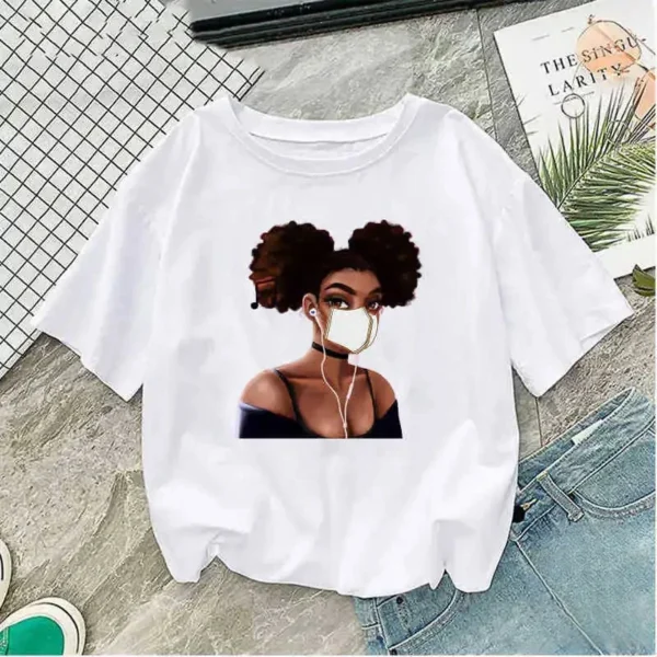 T shirt féminin avec design inspiré d'Afrique