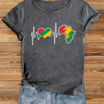 T-Shirt féminin avec imprimé culturel