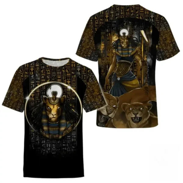 T-shirt à la mode avec éléments historiques