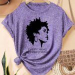 T-Shirt avec motif de visage féminin d'inspiration africaine