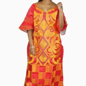 Tenue Africaine Femme pour mariage élégante et colorée